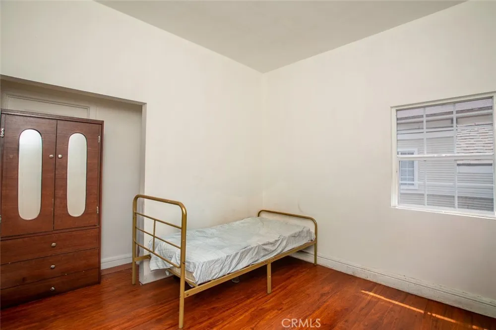 1522 W 29th Los Angeles, CA 90007