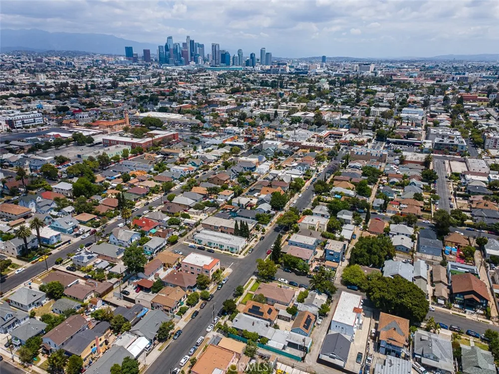 1522 W 29th Los Angeles, CA 90007