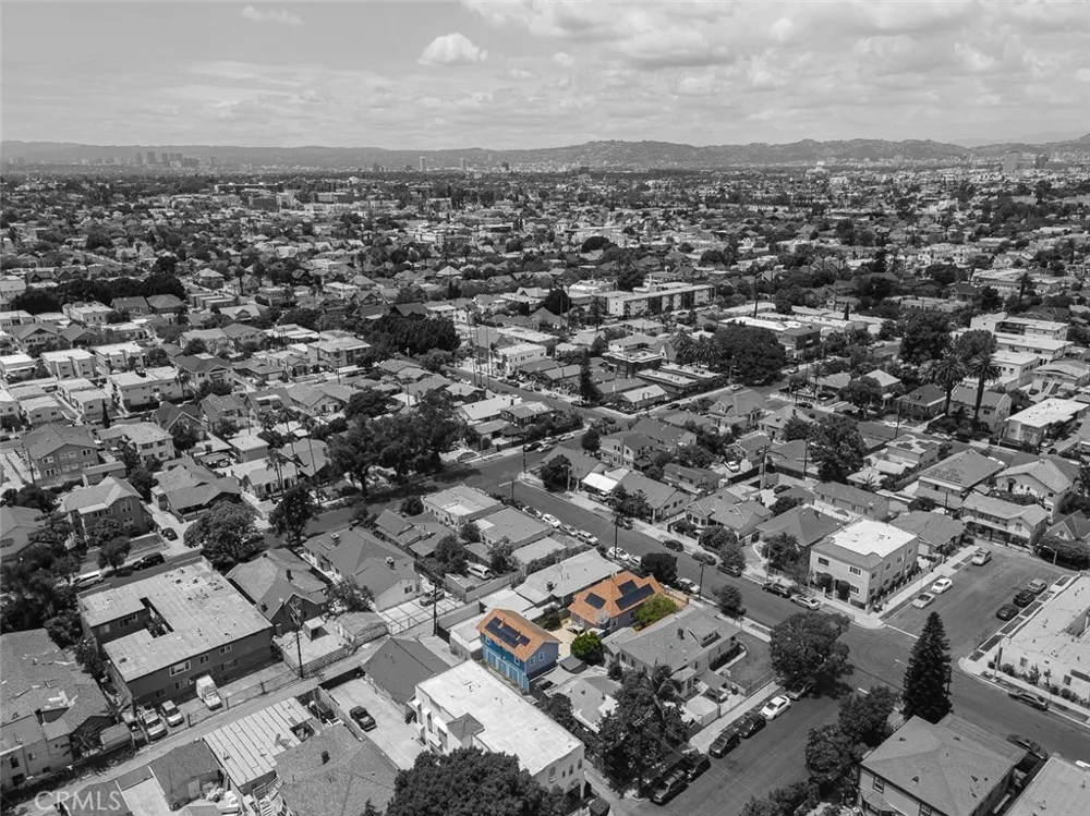 1522 W 29th Los Angeles, CA 90007