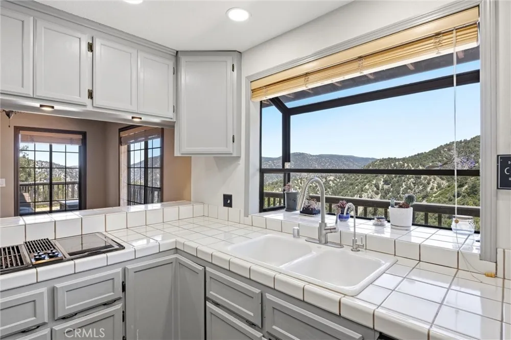 2100 St Bernard Pine Mountain Club, CA 93222