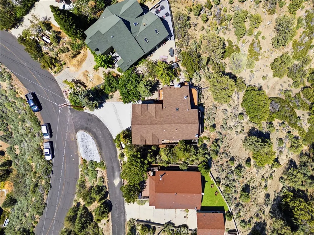 2100 St Bernard Pine Mountain Club, CA 93222