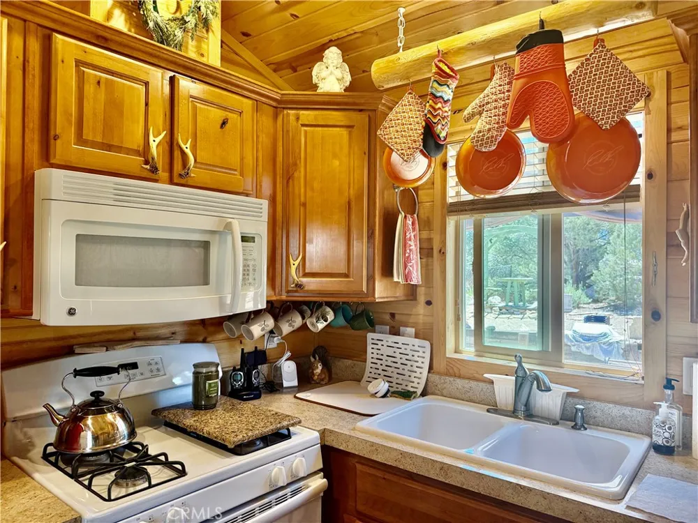 98417 Sierra Meadows Road Kennedy Meadows, CA 93527