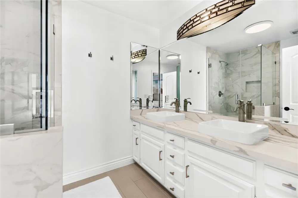 1202 E Balboa Boulevard Newport Beach, CA 92661