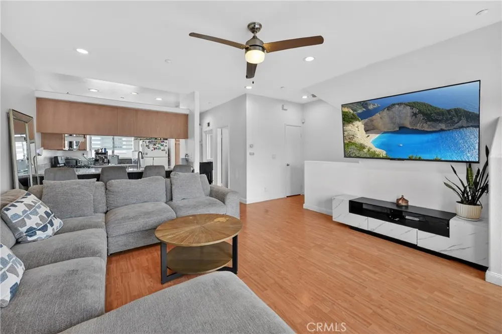 7463 Western Bay Buena Park, CA 90621