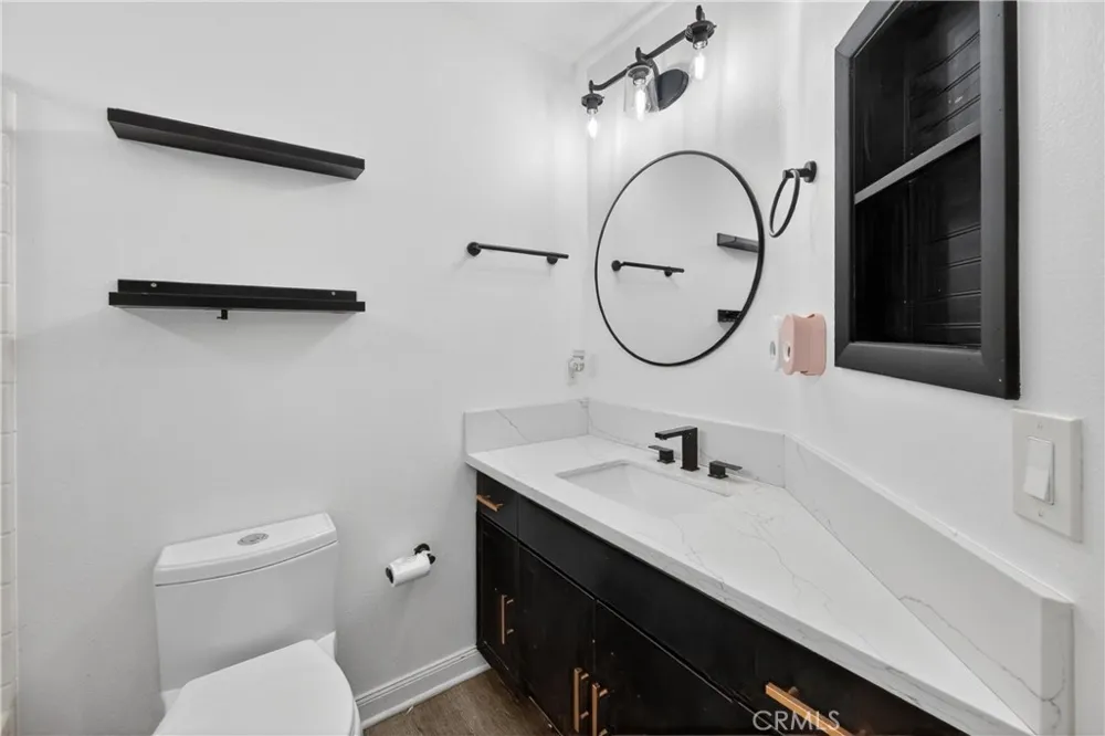 7463 Western Bay Buena Park, CA 90621