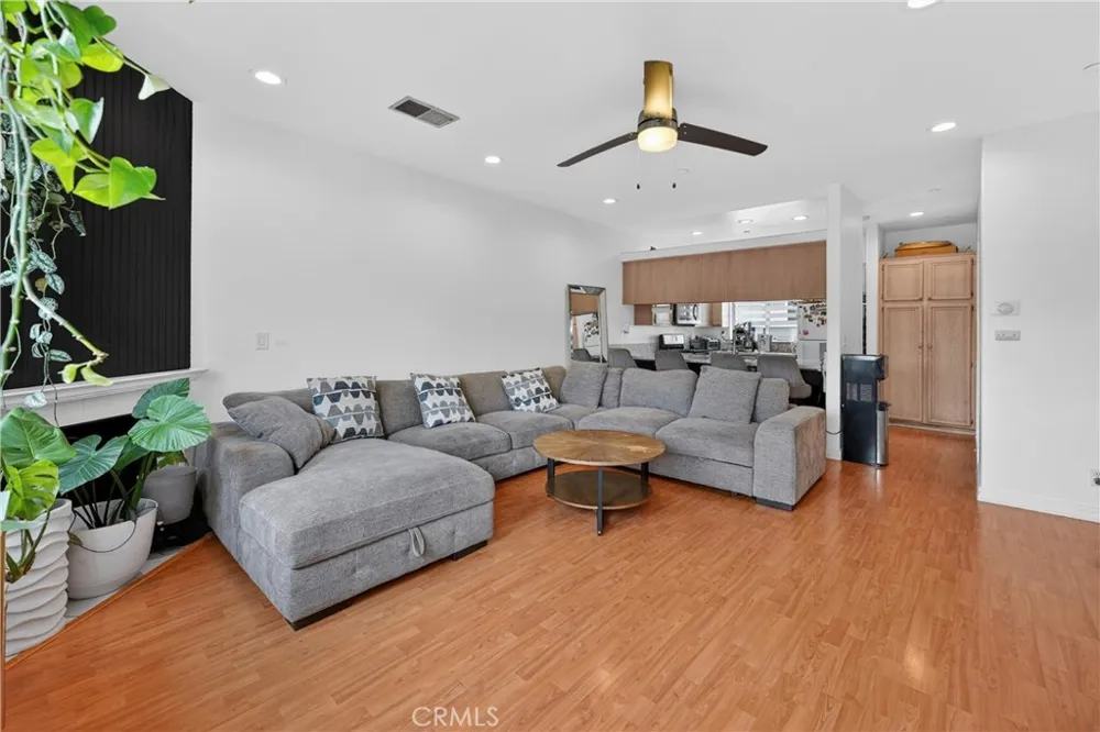 7463 Western Bay Buena Park, CA 90621
