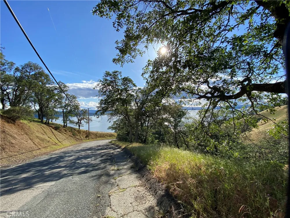 7524 Bruner Drive Glenhaven, CA 95443