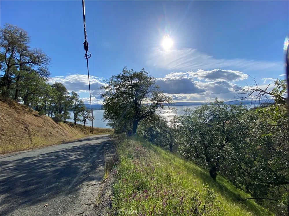 7524 Bruner Drive Glenhaven, CA 95443
