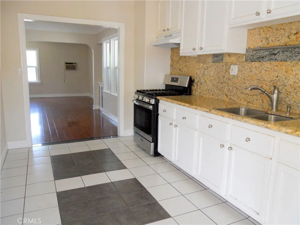 818 E Valley Boulevard San Gabriel, CA 91776