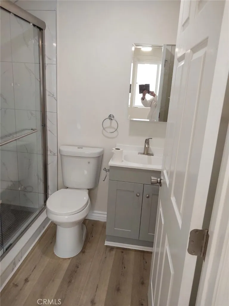 417 Vernon Azusa, CA 91702