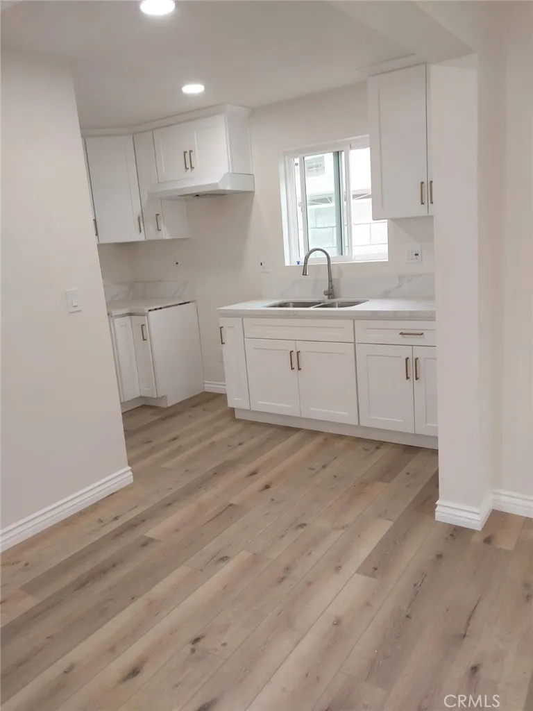 417 Vernon Azusa, CA 91702