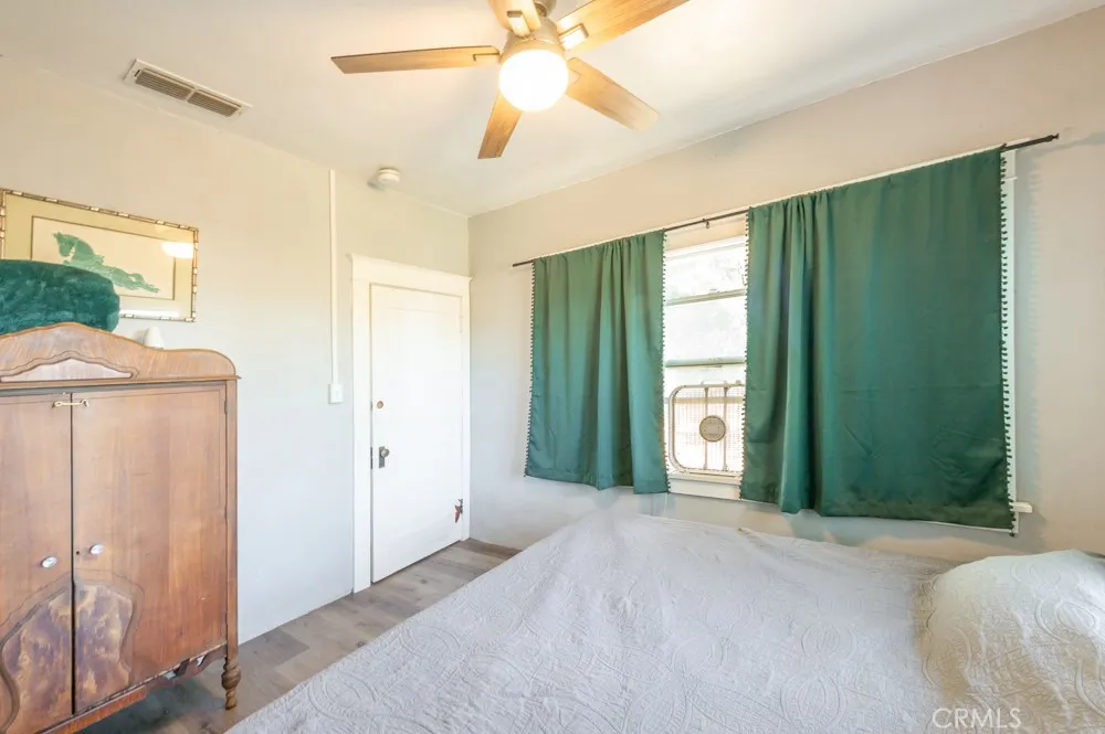 1068 E Walker Orland, CA 95963