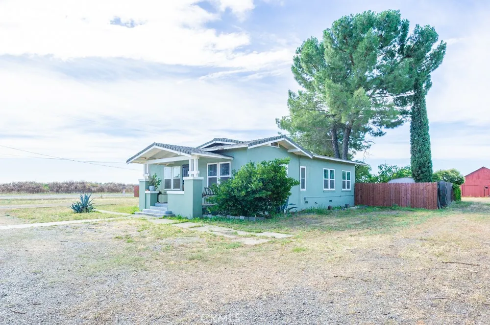1068 E Walker Orland, CA 95963