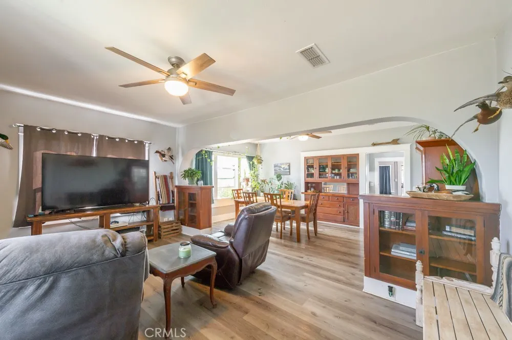 1068 E Walker Orland, CA 95963