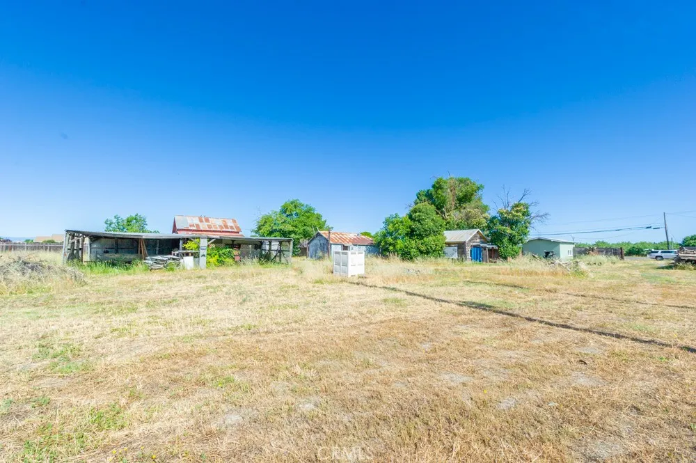 1068 E Walker Orland, CA 95963
