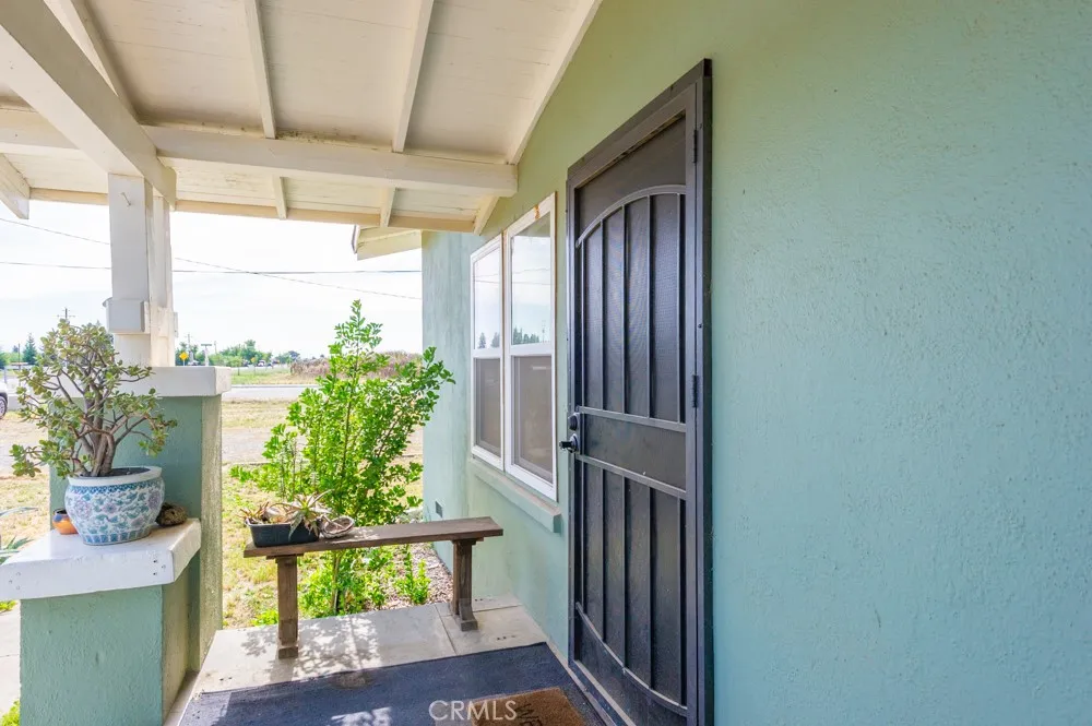 1068 E Walker Orland, CA 95963