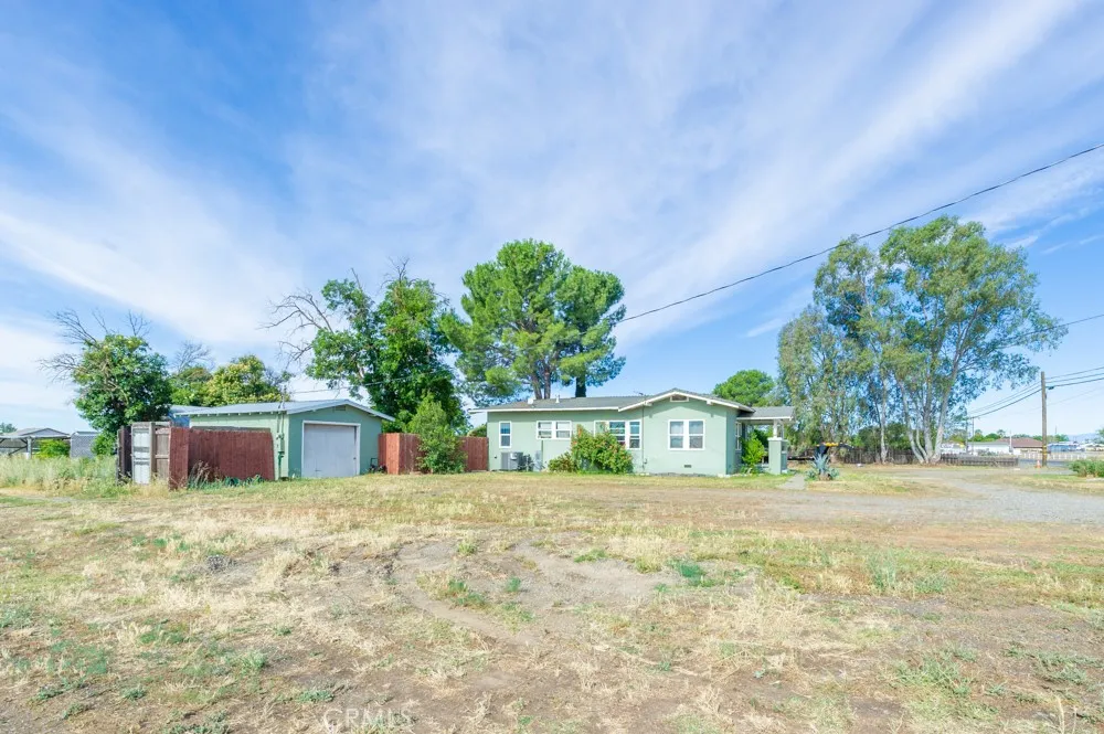 1068 E Walker Orland, CA 95963