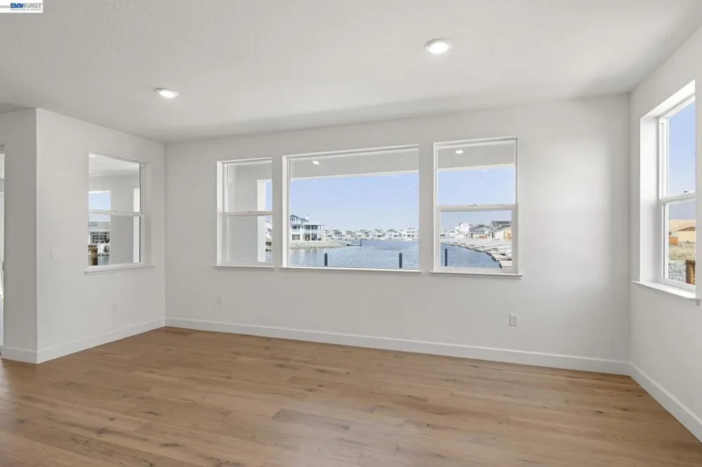 16 Grey Whale Place Bethel Island, CA 94511
