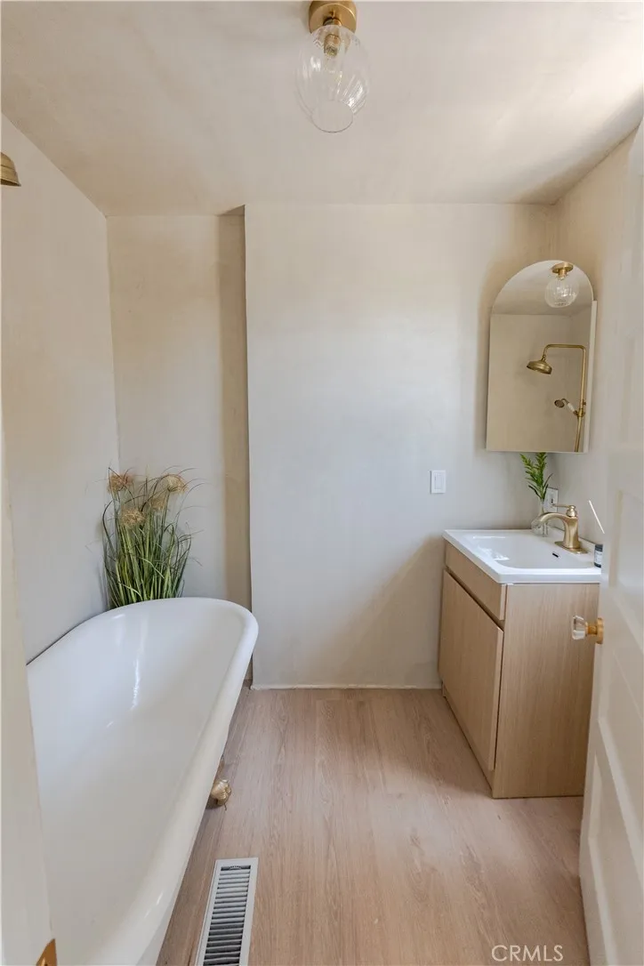 210 Encinitas Ave #A Monrovia, CA 91016