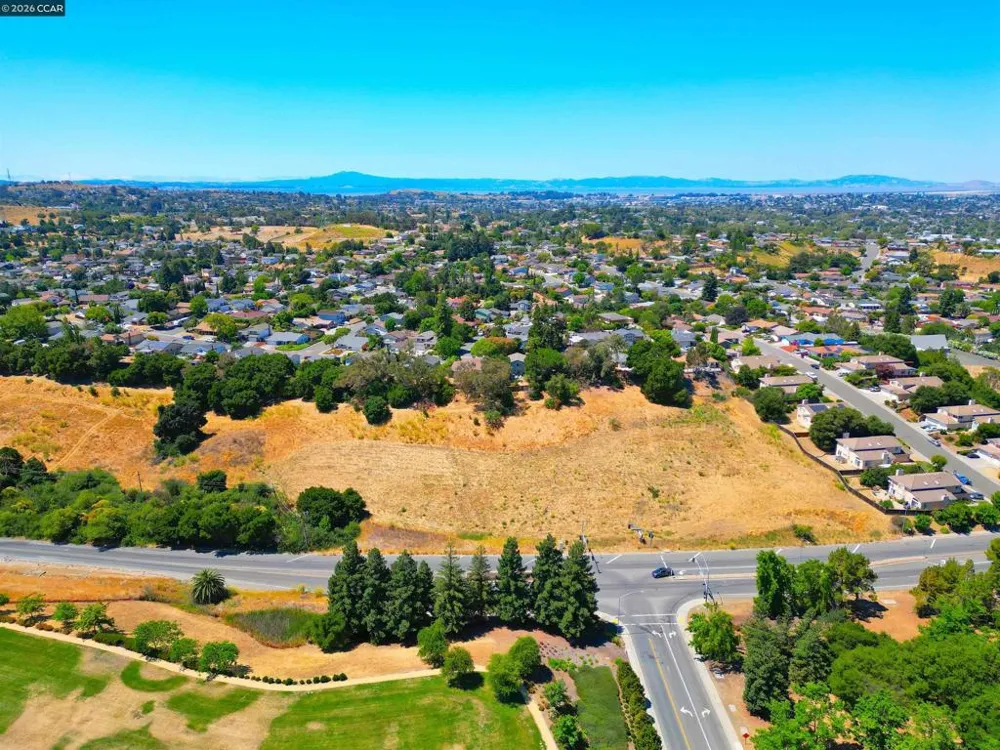 1025 Columbus Pkwy Vallejo, CA 94591