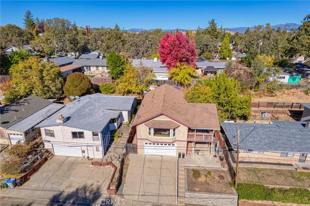 330 20th Street Lakeport, CA 95453