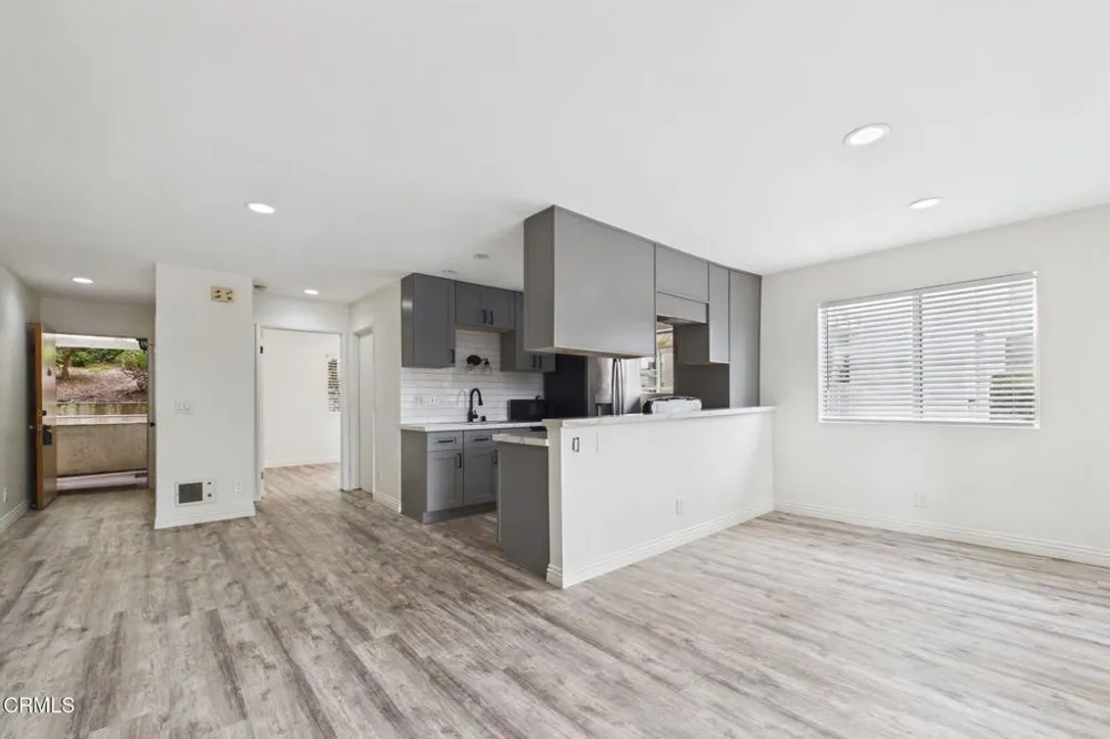 2623 Antonio Drive #112 Camarillo, CA 93010