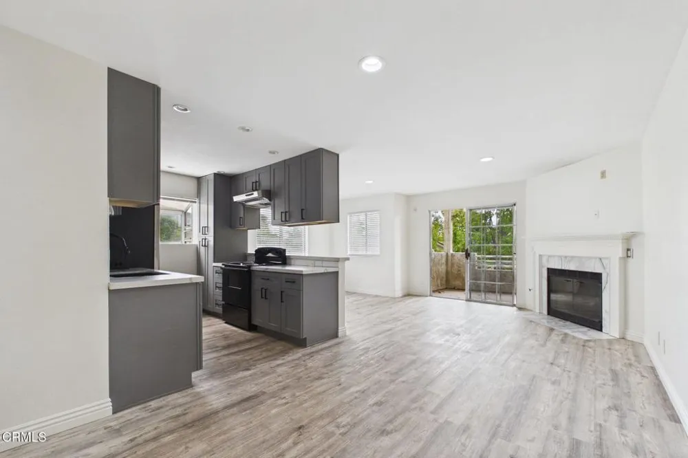 2623 Antonio Drive #112 Camarillo, CA 93010
