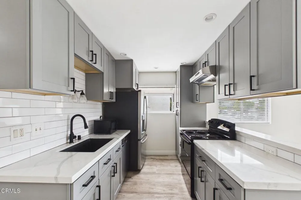 2623 Antonio Drive #112 Camarillo, CA 93010