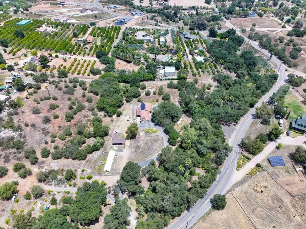 29348 Mac Tan Rd Valley Center, CA 92082
