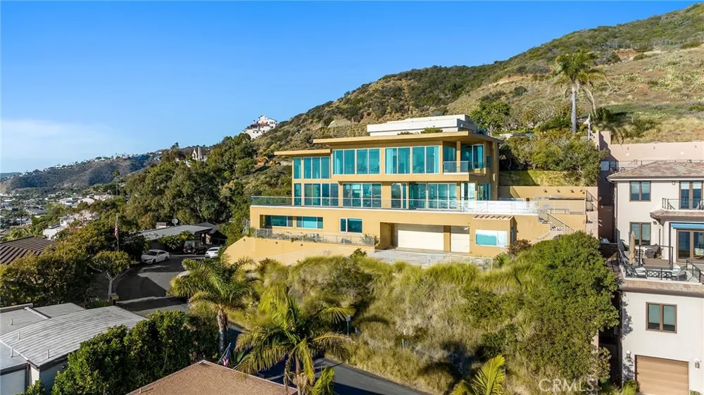 31402 Ceanothus Drive Laguna Beach, CA 92651