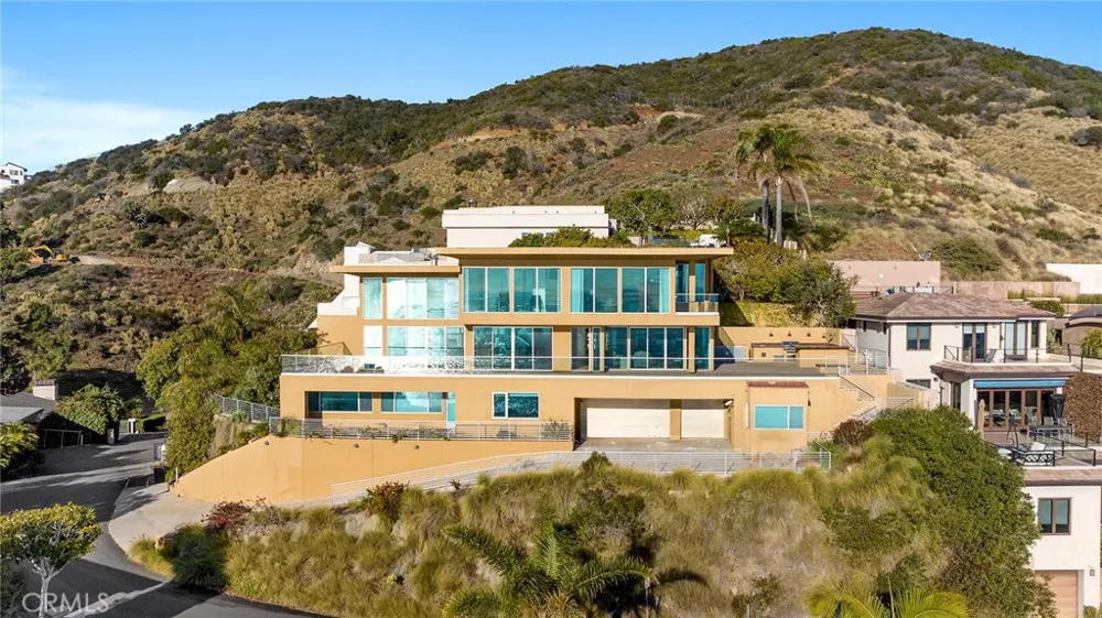 31402 Ceanothus Drive Laguna Beach, CA 92651