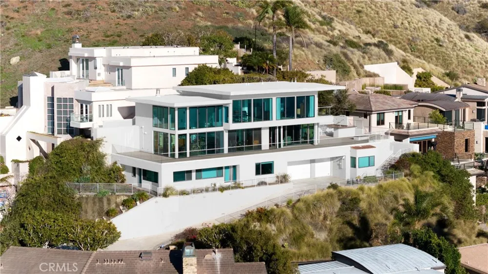 31402 Ceanothus Drive Laguna Beach, CA 92651