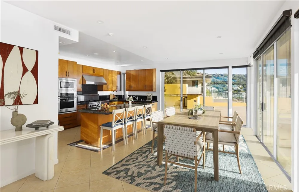 31402 Ceanothus Drive Laguna Beach, CA 92651