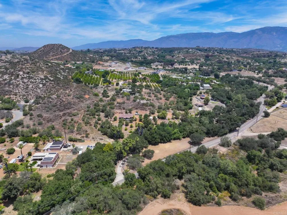 Mactan Rd Valley Center, CA 92082