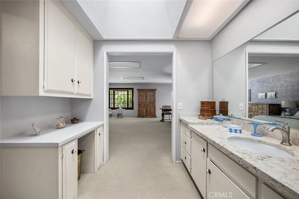 3902 Toland Los Alamitos, CA 90720