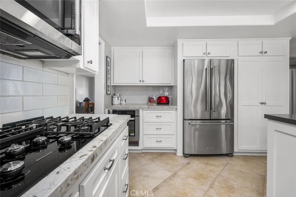 3902 Toland Los Alamitos, CA 90720