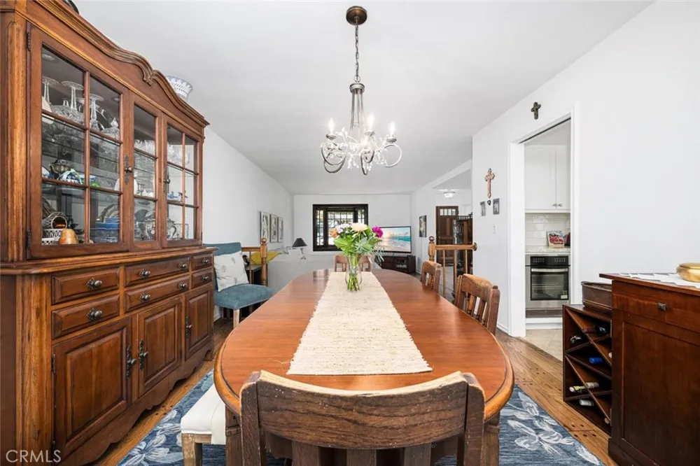 3902 Toland Los Alamitos, CA 90720