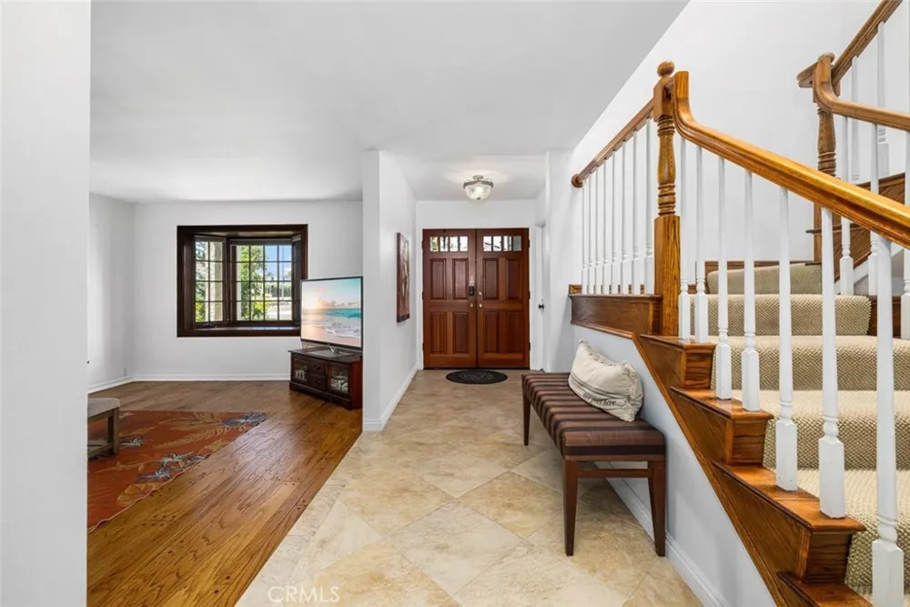 3902 Toland Los Alamitos, CA 90720