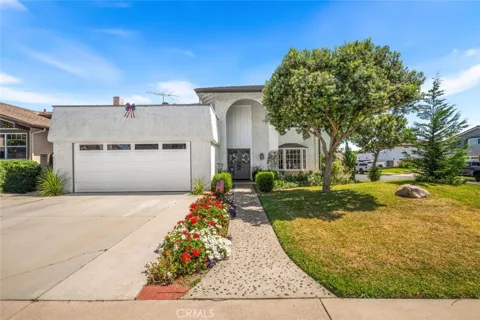 3902 Toland