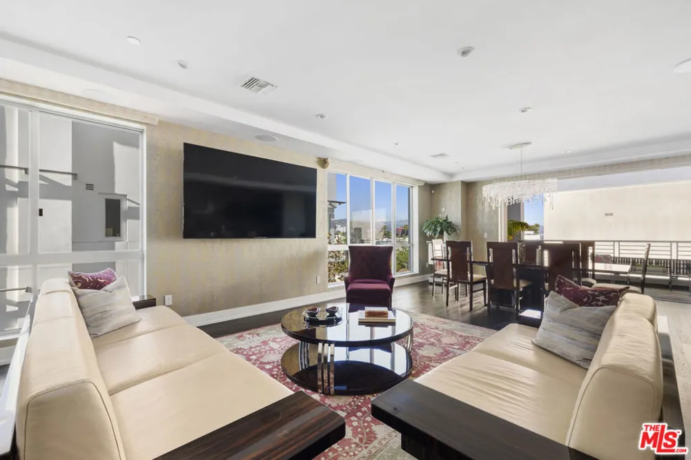 450 Palm Drive #507 Beverly Hills, CA 90210