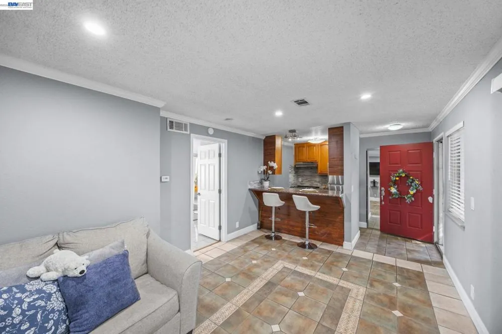 29627 Desert Oak Ct #26 Hayward, CA 94544