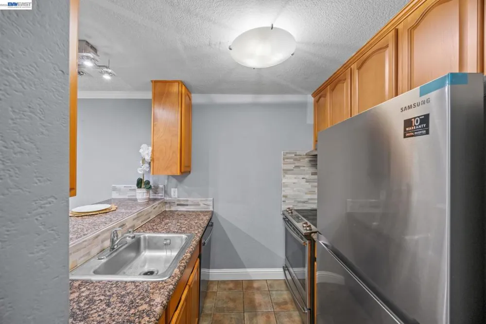29627 Desert Oak Ct #26 Hayward, CA 94544