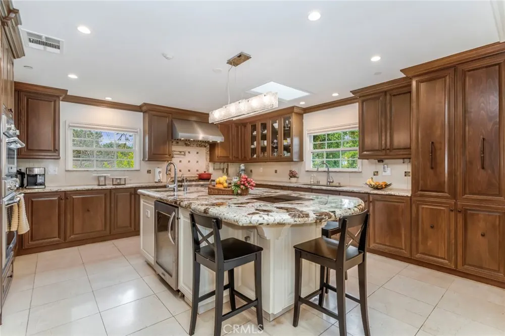 2895 Lorain Road San Marino, CA 91108