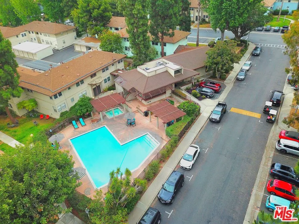 3622 Kalsman Drive #258 (aka 4 Los Angeles, CA 90016
