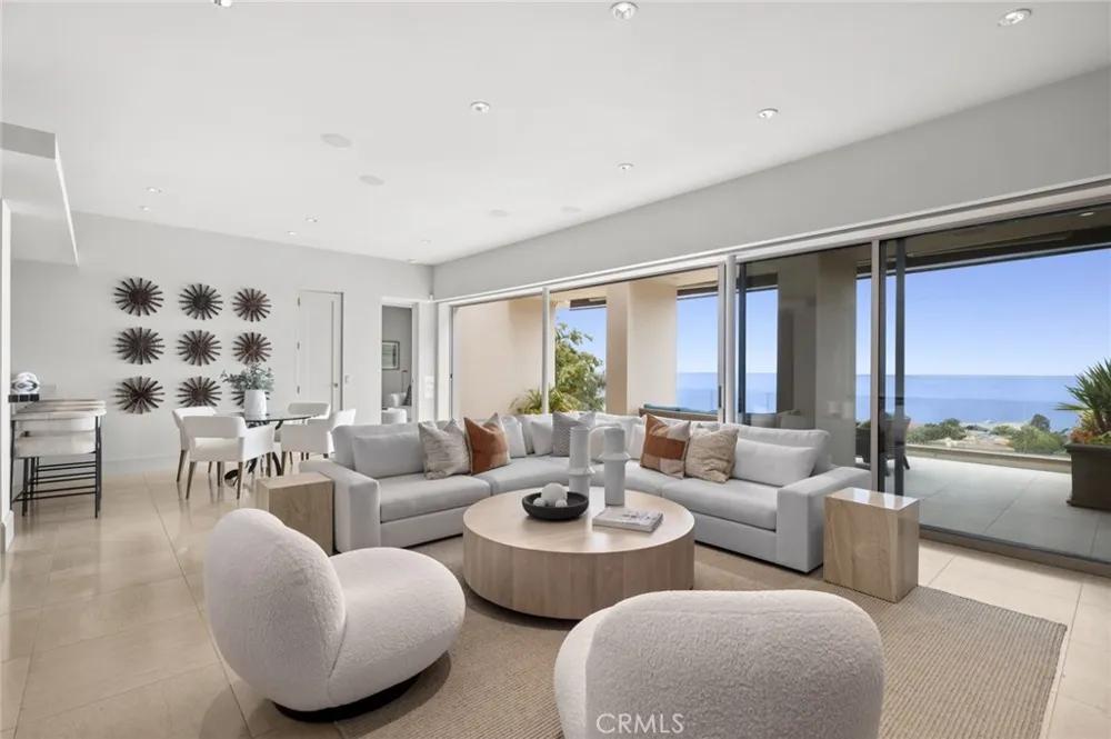 1409 Samoa Way Laguna Beach, CA 92651