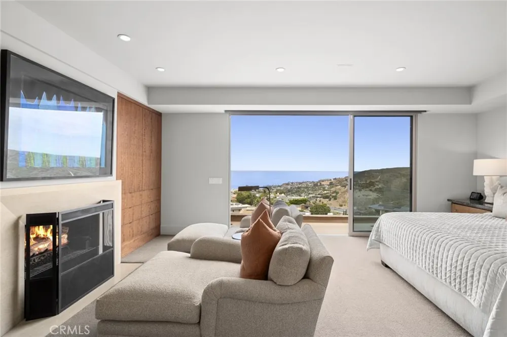 1409 Samoa Way Laguna Beach, CA 92651