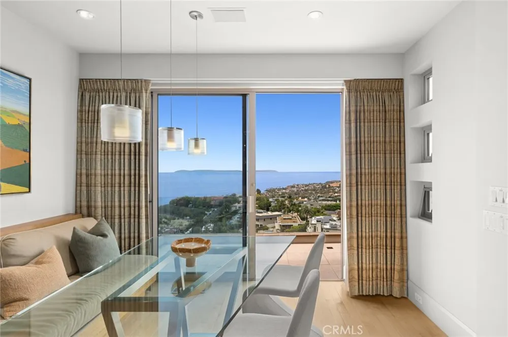 1409 Samoa Way Laguna Beach, CA 92651
