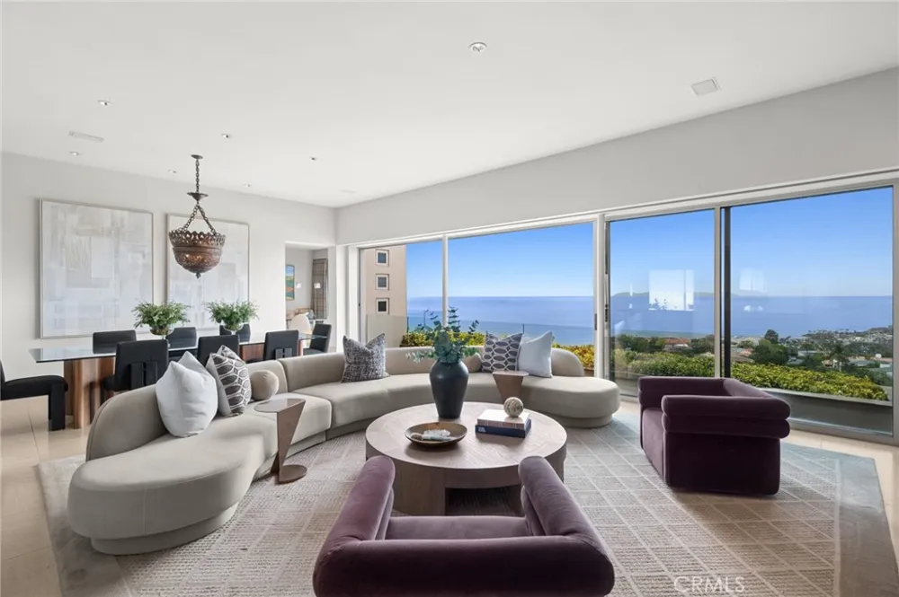 1409 Samoa Way Laguna Beach, CA 92651