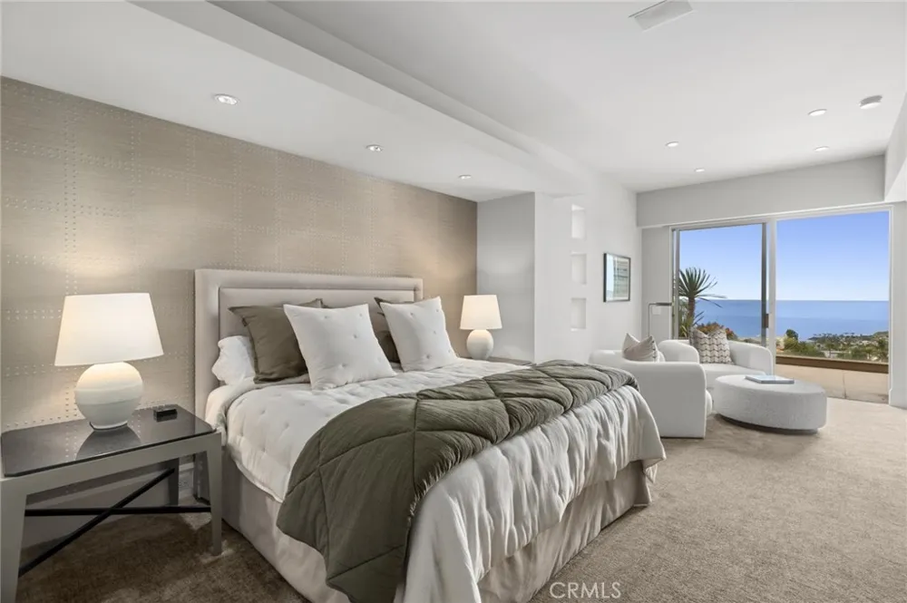 1409 Samoa Way Laguna Beach, CA 92651