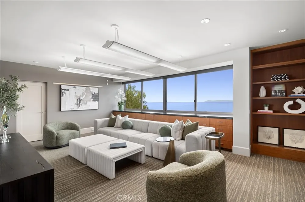 1409 Samoa Way Laguna Beach, CA 92651